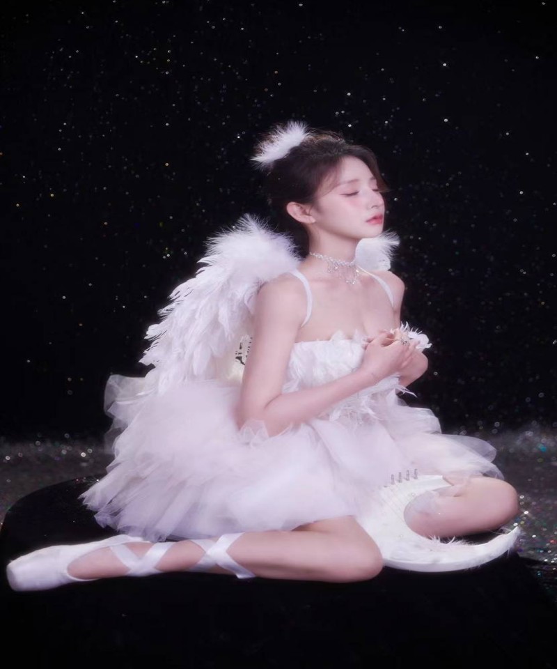 妻子在厨房被三个男人欺负的后果,最新好看的影视大全